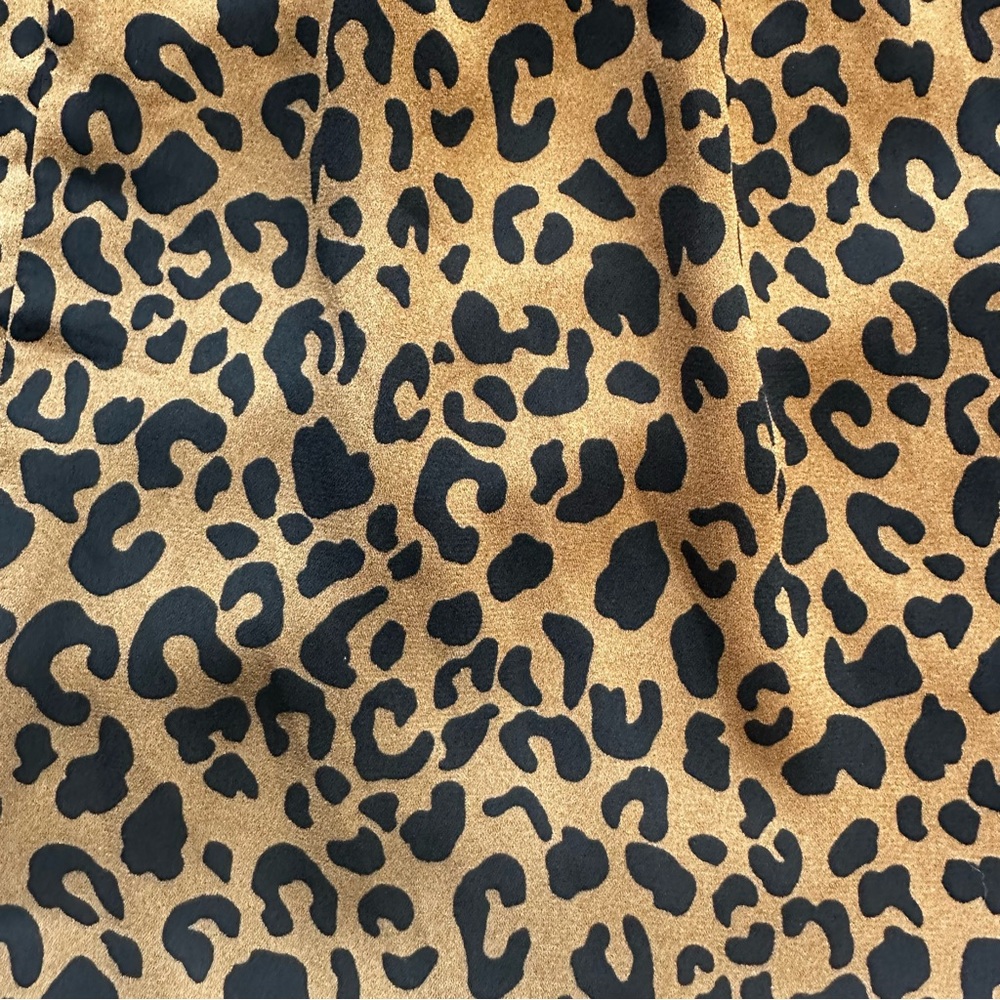 Sienna Sky Cheetah Print High-Waisted Ruffle‎ Mini skirt size Medium - Picture 5 of 9